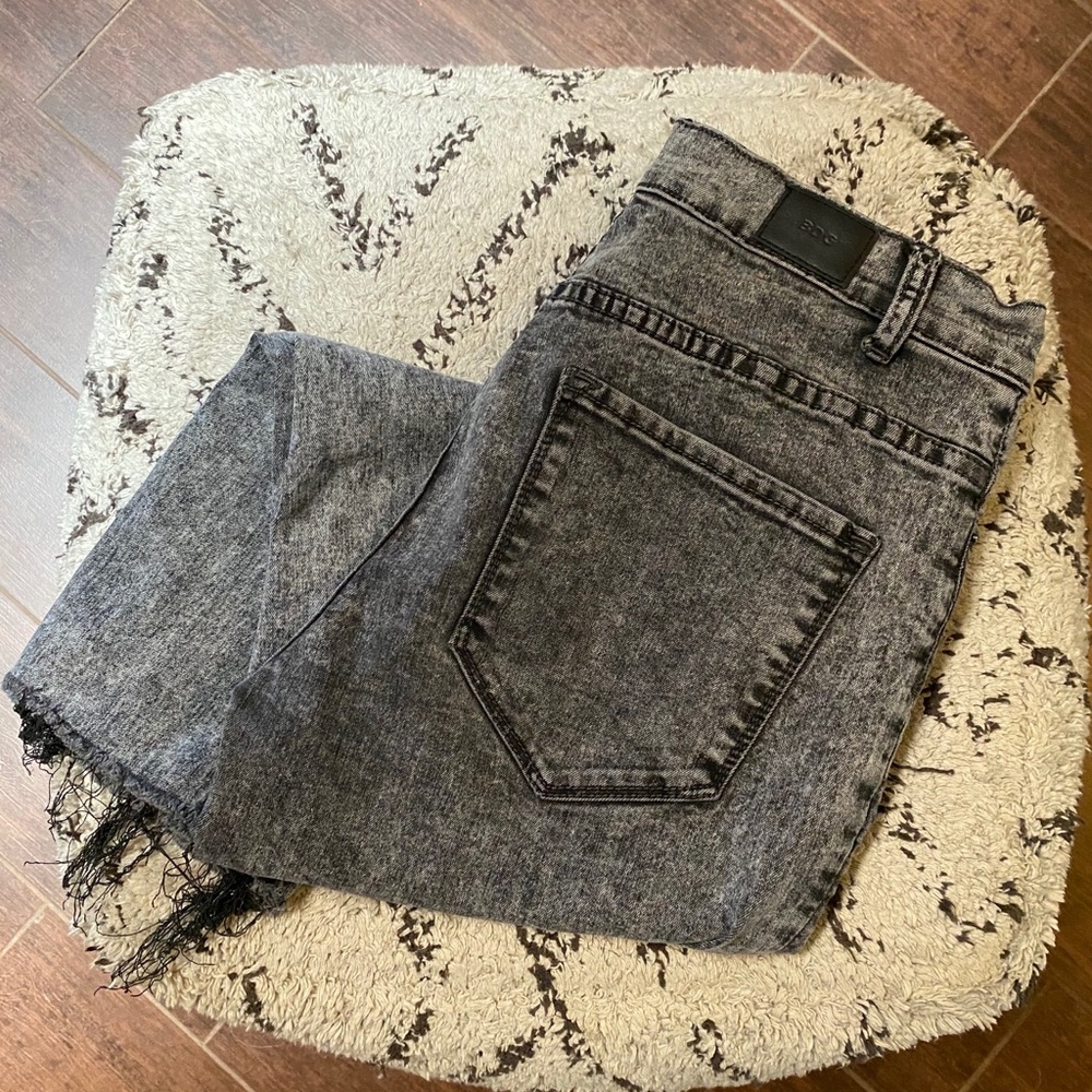 BDG Highrise Twig Ankle Acid Wash Denim